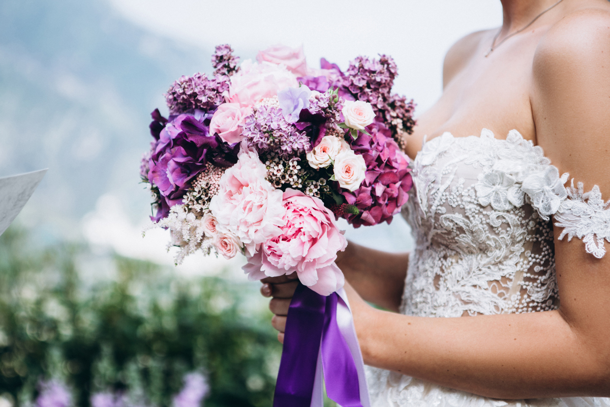 purple bouquet for outdoor wedding